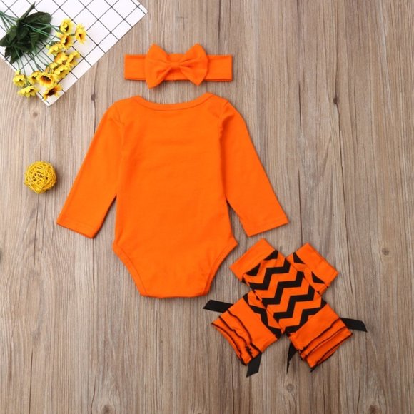 Girl girls toddler baby outfit Halloween pumpkin orange onesie bow socks new - Picture 3 of 7